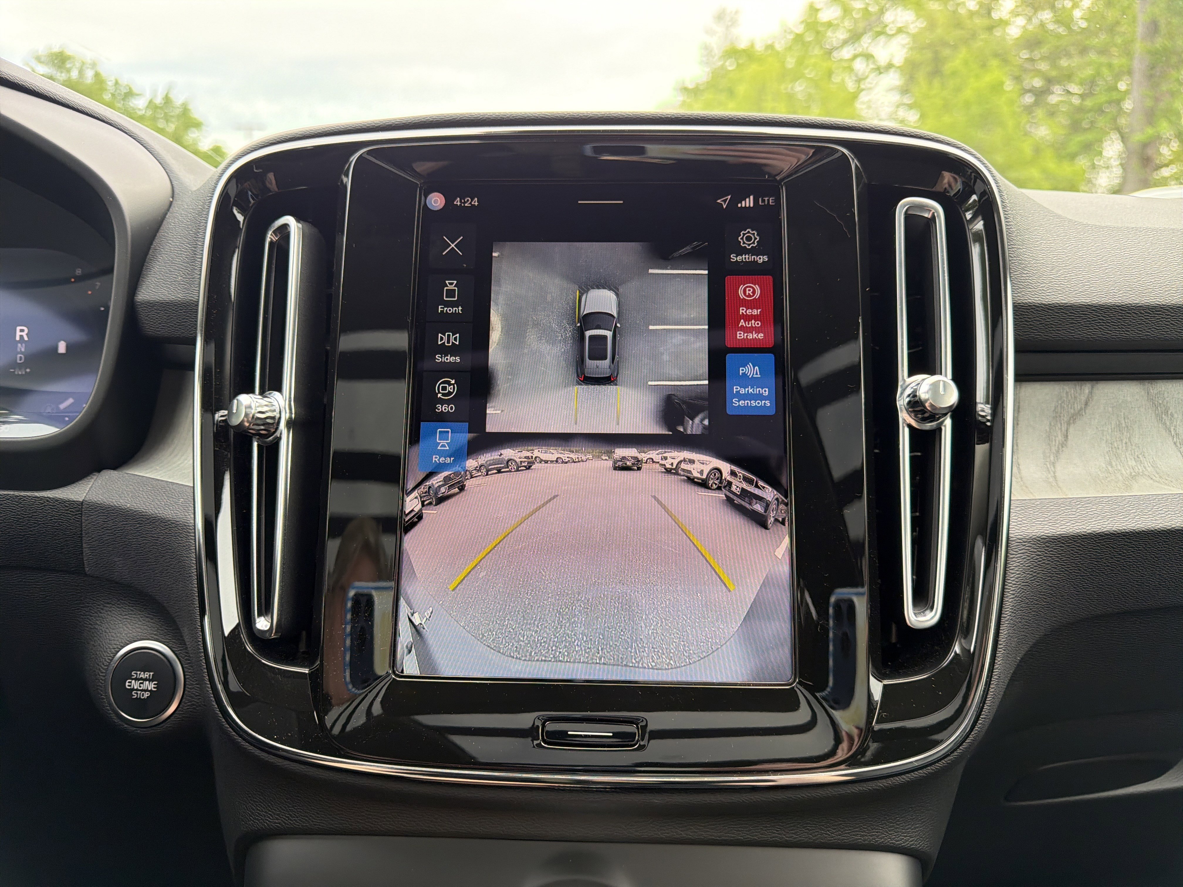 Used 2026 Volvo XC40 B5 Plus w/ Protection Package Premier image 25