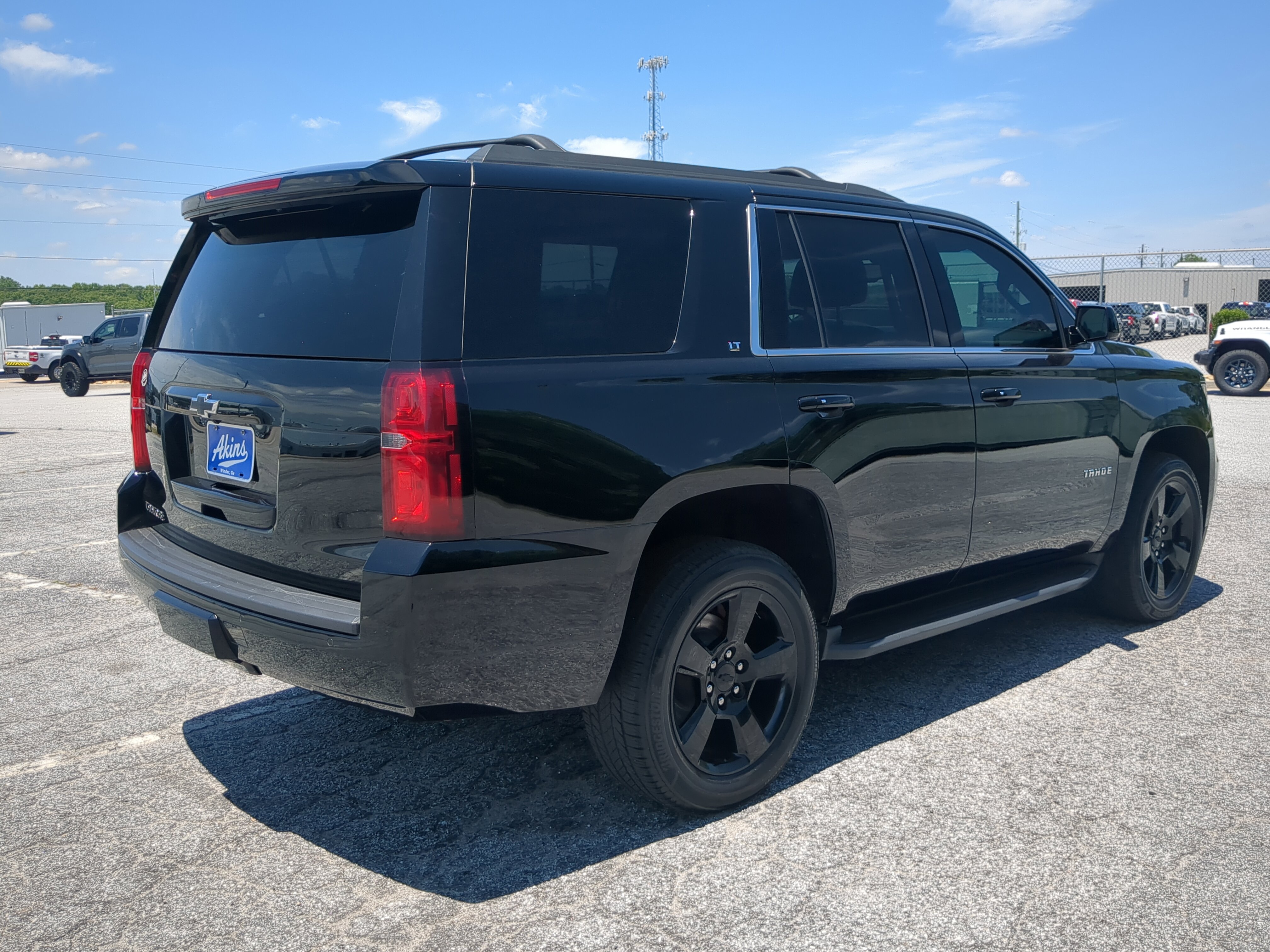 Used 2019 Chevrolet Tahoe LT AWD/4WD image 3