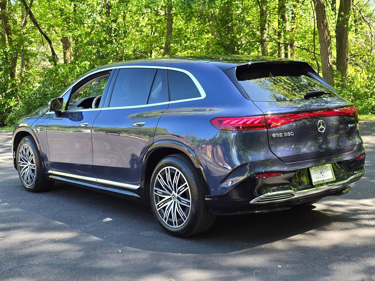 Used 2023 Mercedes-Benz EQS 580 4MATIC SUV image 4