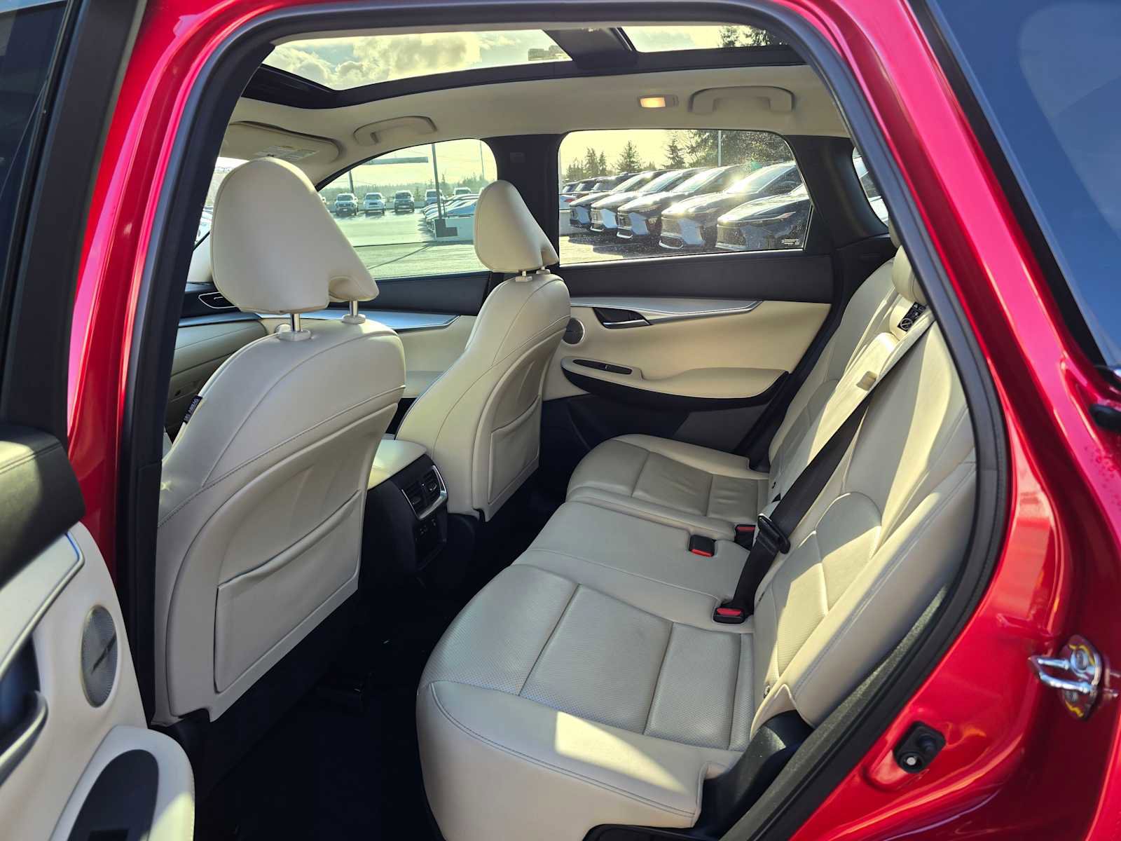 Used 2022 INFINITI QX50 Sensory image 20