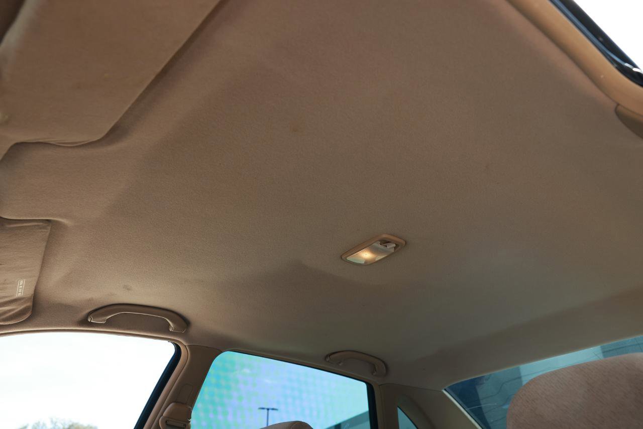 Used 1996 Toyota Avalon XL FWD image 23