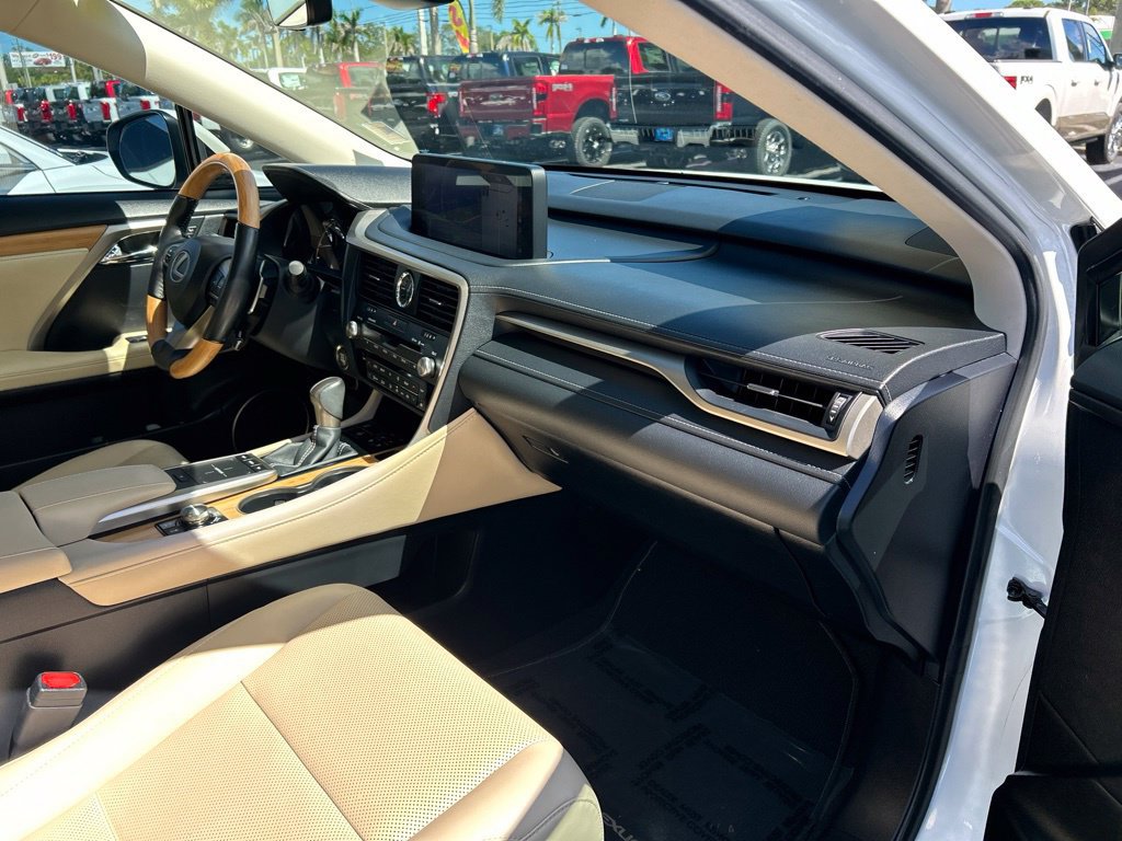 Used 2022 Lexus RX 350L Premium w/ Premium Package AWD/4WD image 47