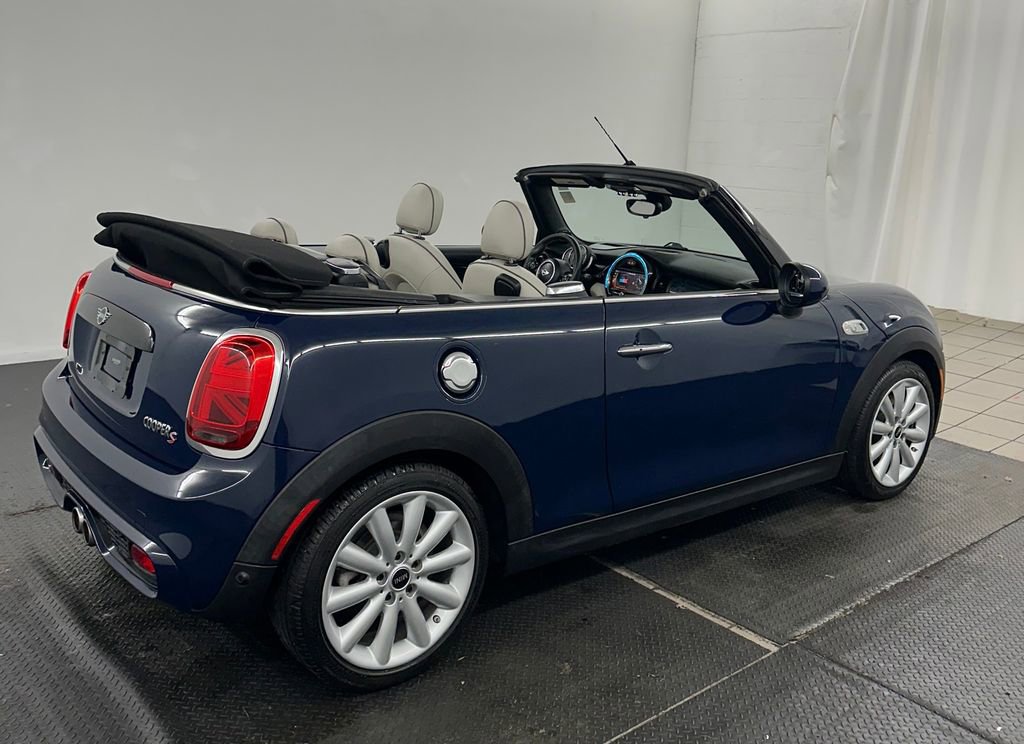Used 2019 MINI Cooper S image 36