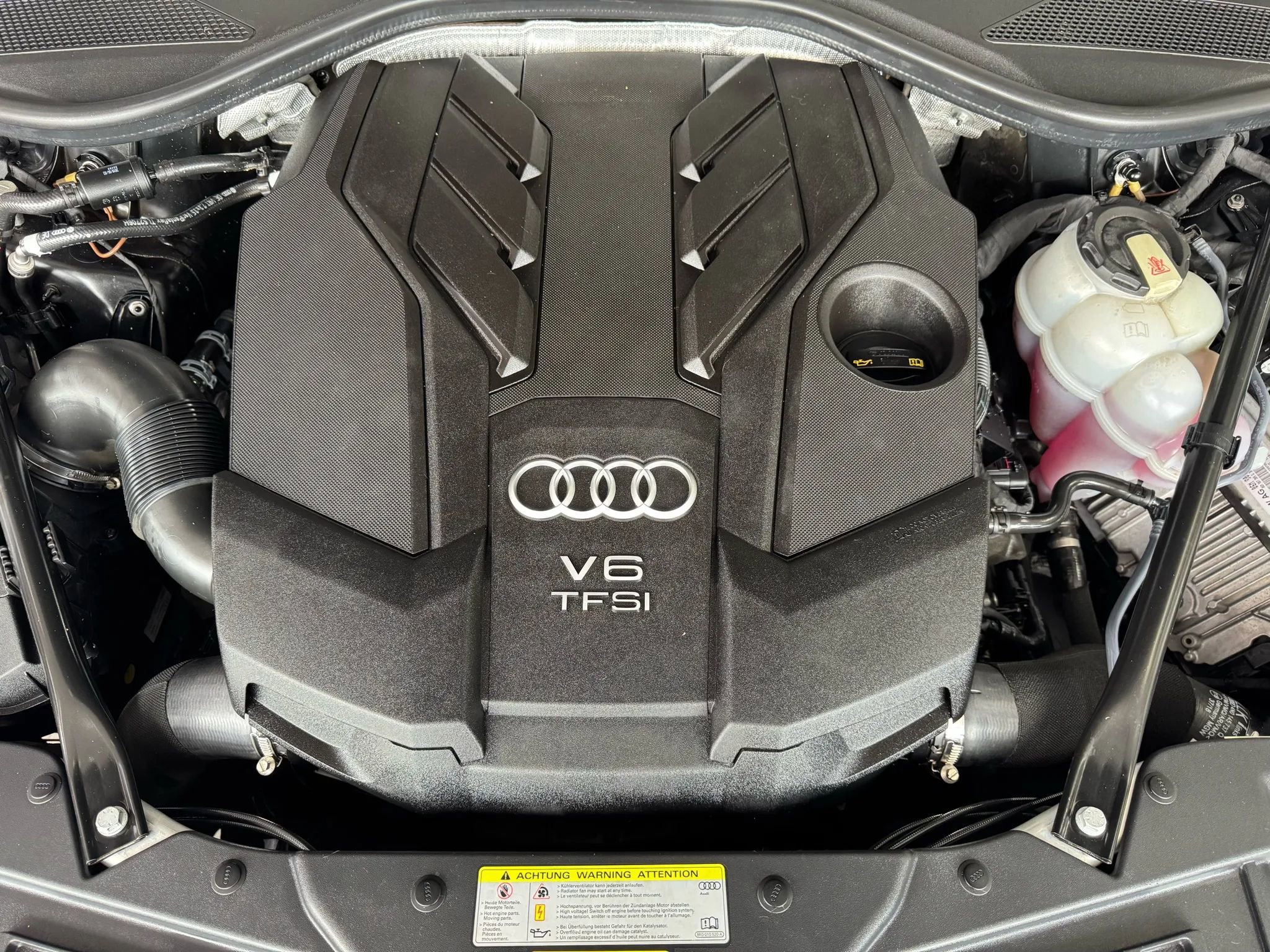 Used 2019 Audi A8 L 3.0T w/ Executive Package image 44