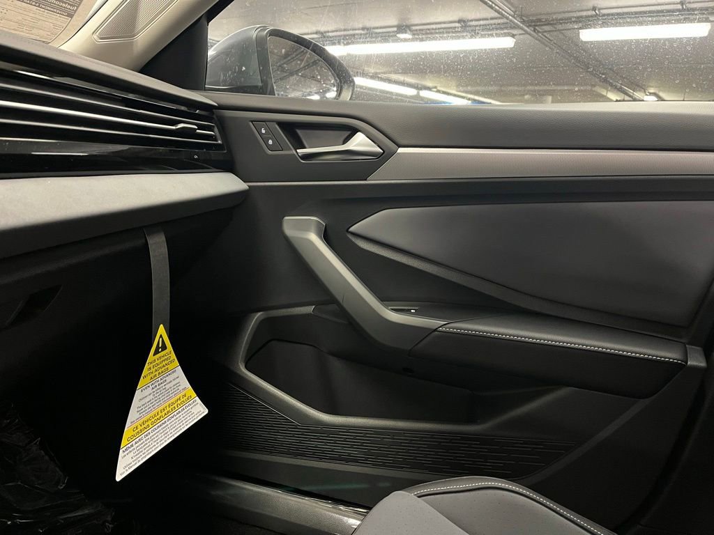 New 2026 Volkswagen Jetta SE FWD image 29