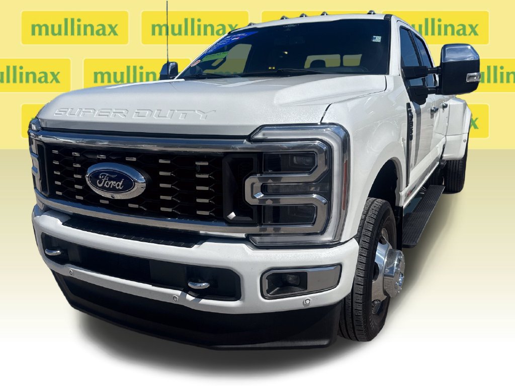 Used 2024 Ford F350 Platinum w/ FX4 Off-Road Package AWD/4WD image 10
