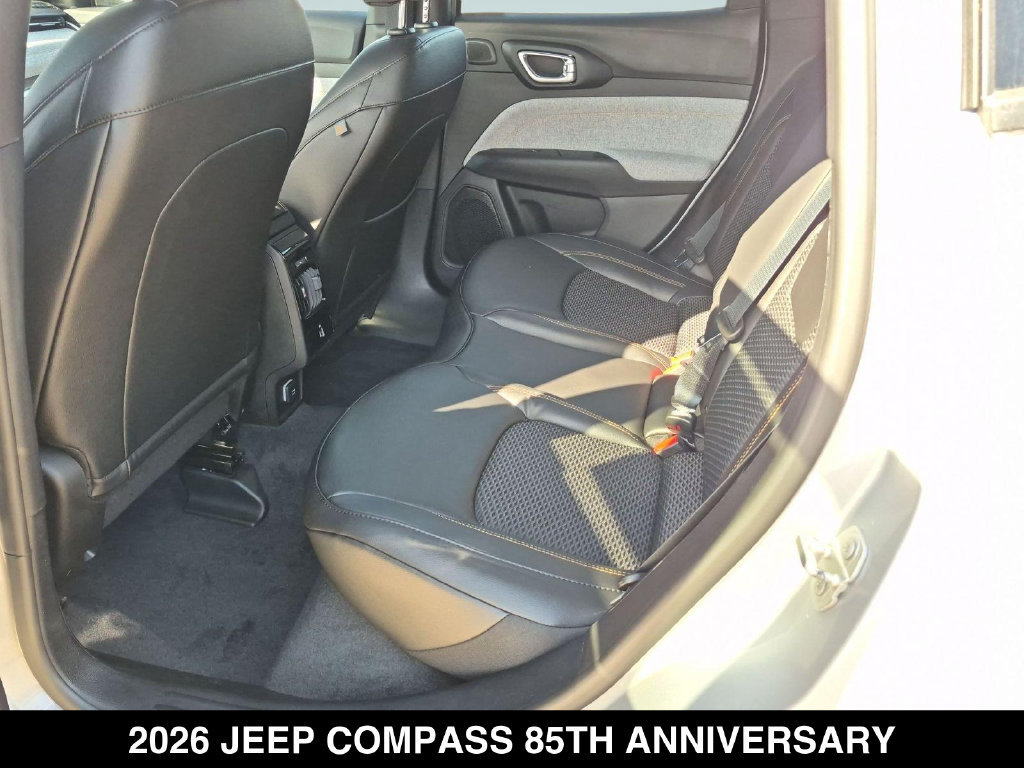 New 2026 Jeep Compass Latitude AWD/4WD image 17