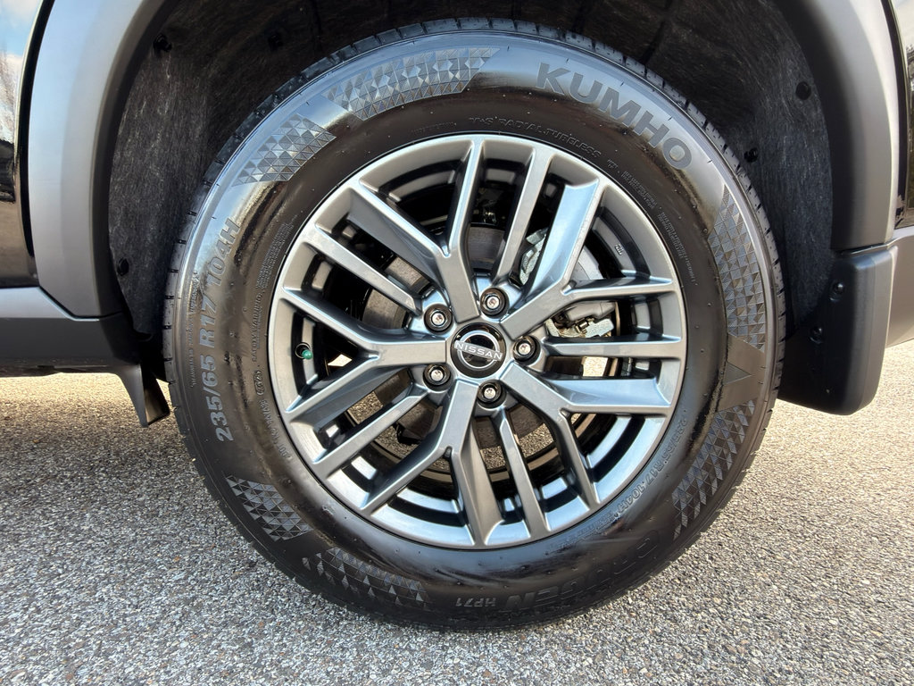 New 2026 Nissan Rogue S image 33