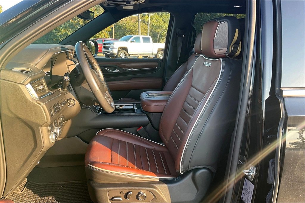 Used 2023 GMC Yukon Denali Ultimate image 25