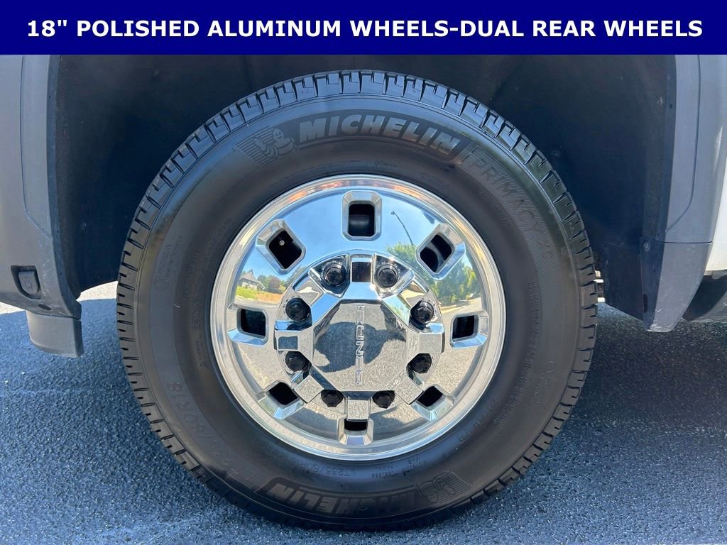 Used 2024 GMC Sierra 3500 Denali Ultimate AWD/4WD image 8