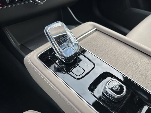 New 2026 Volvo XC90 B6 Plus AWD/4WD image 16