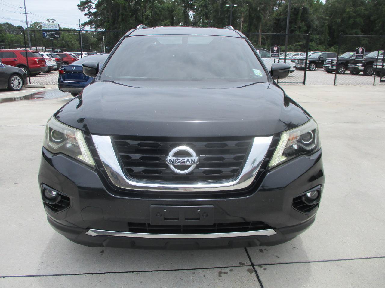 Used 2017 Nissan Pathfinder SV FWD image 11