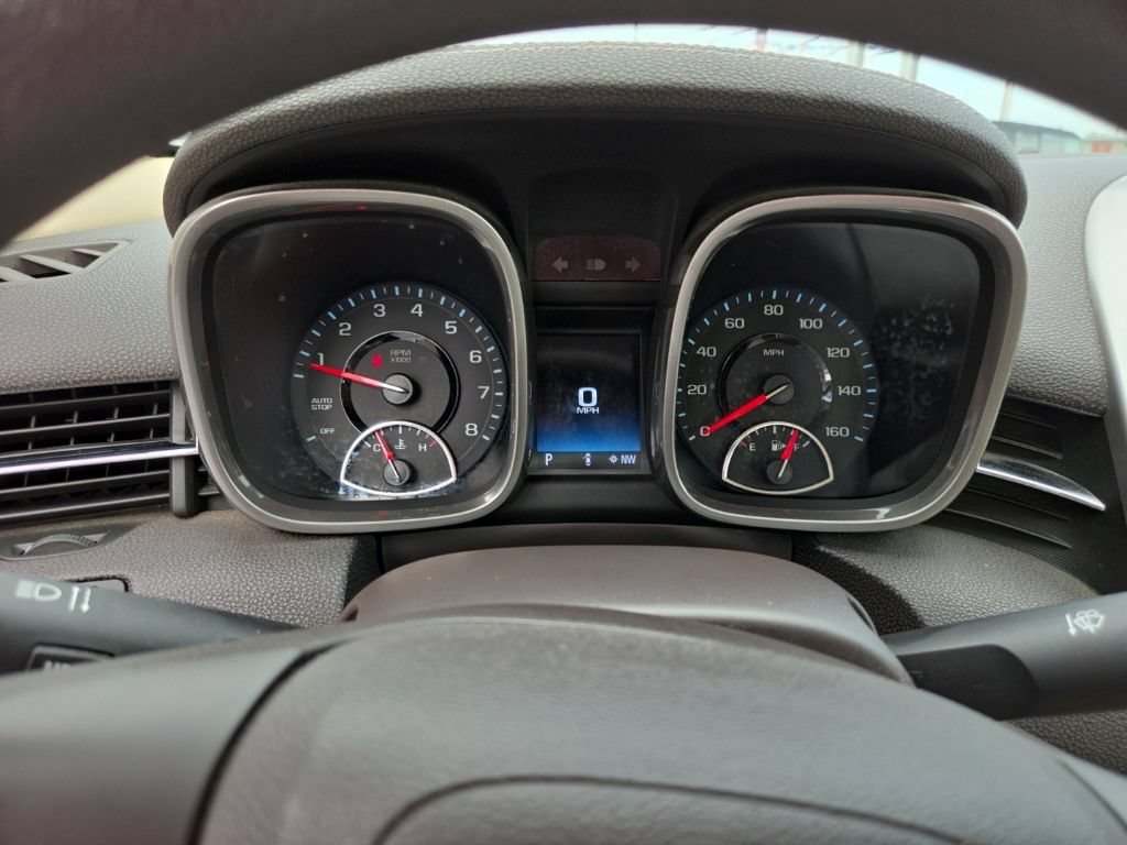 Used 2015 Chevrolet Malibu LT w/ Power Convenience Package FWD image 12