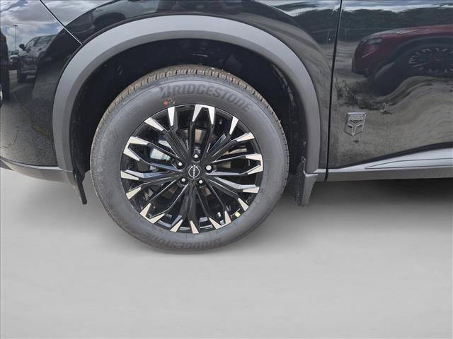 New 2026 Nissan Rogue Dark Armor FWD image 9