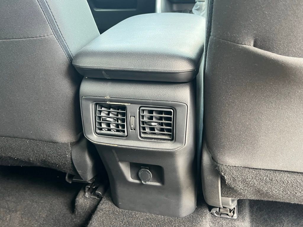 Used 2024 Toyota RAV4 LE AWD/4WD image 23