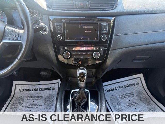 Used 2020 Nissan Rogue SV FWD image 12