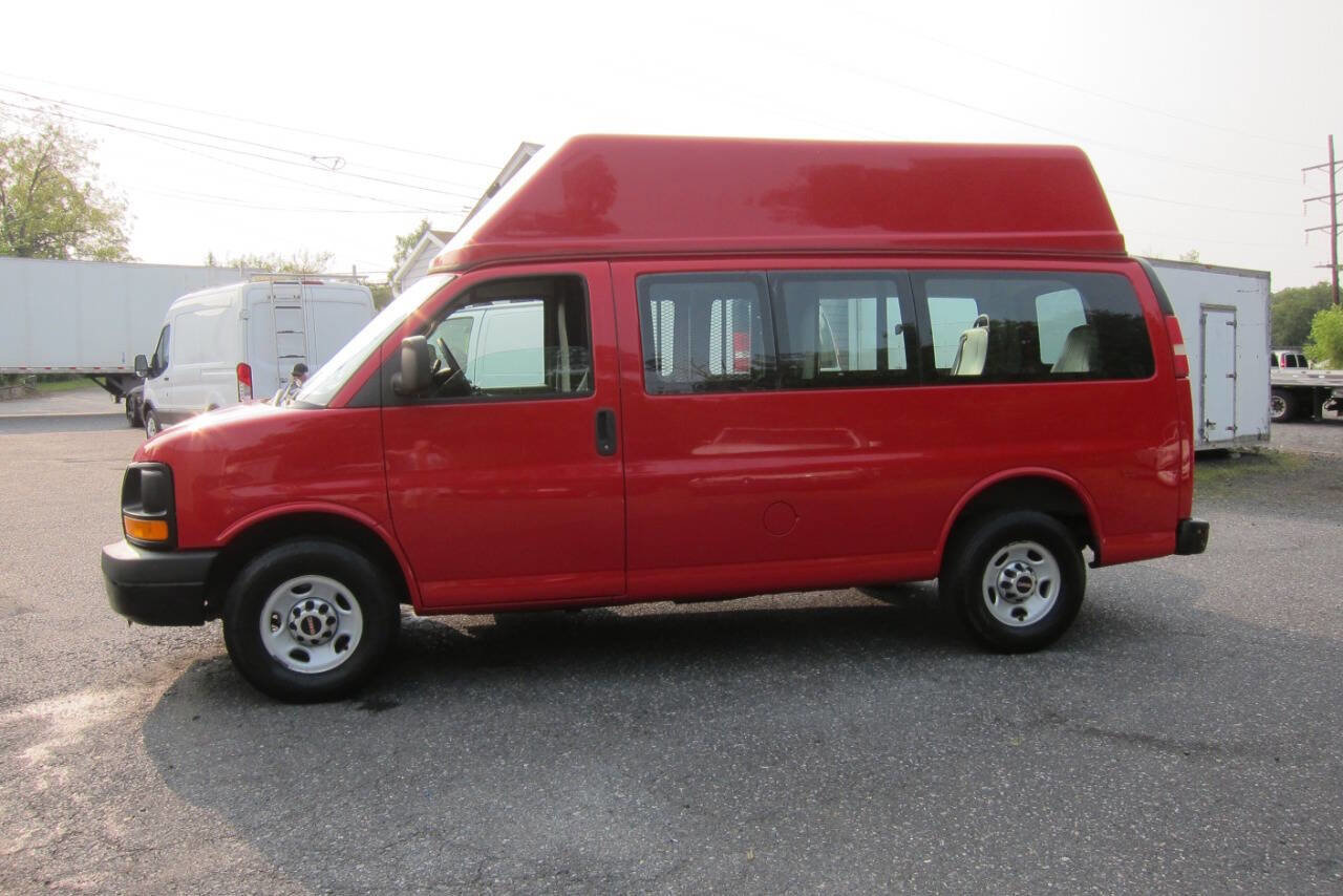 Used 2011 GMC Savana 2500 image 8