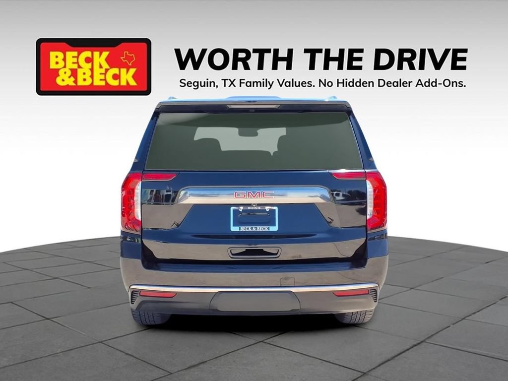 Used 2023 GMC Yukon XL AT4 w/ AT4 Premium Plus Package AWD/4WD image 6