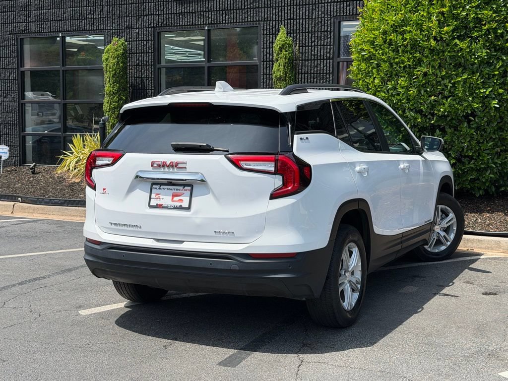 Used 2023 GMC Terrain SLE w/ Driver Convenience Package AWD/4WD image 12