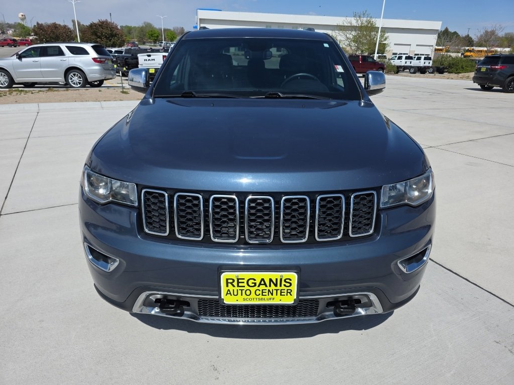 Used 2019 Jeep Grand Cherokee Limited w/ Trailer Tow Group IV AWD/4WD image 2