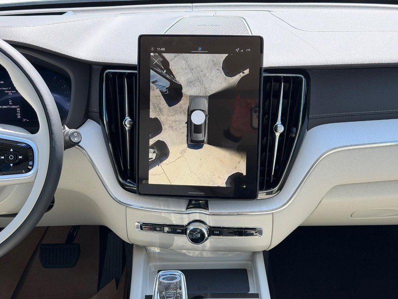 New 2026 Volvo XC60 B5 Ultra w/ Protection Package Premier AWD/4WD image 7