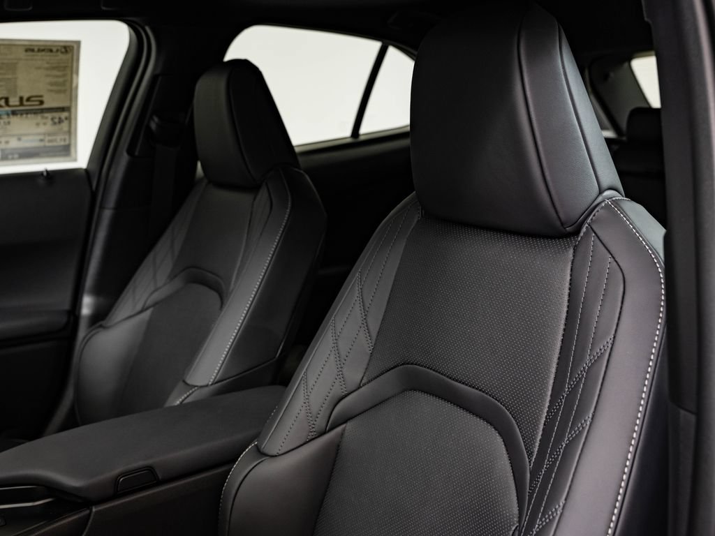 New 2026 Lexus UX 300h AWD image 24