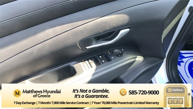 Certified 2025 Hyundai Tucson SE image 10