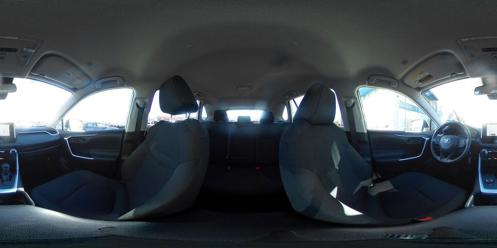 Used 2025 Toyota RAV4 LE image 41