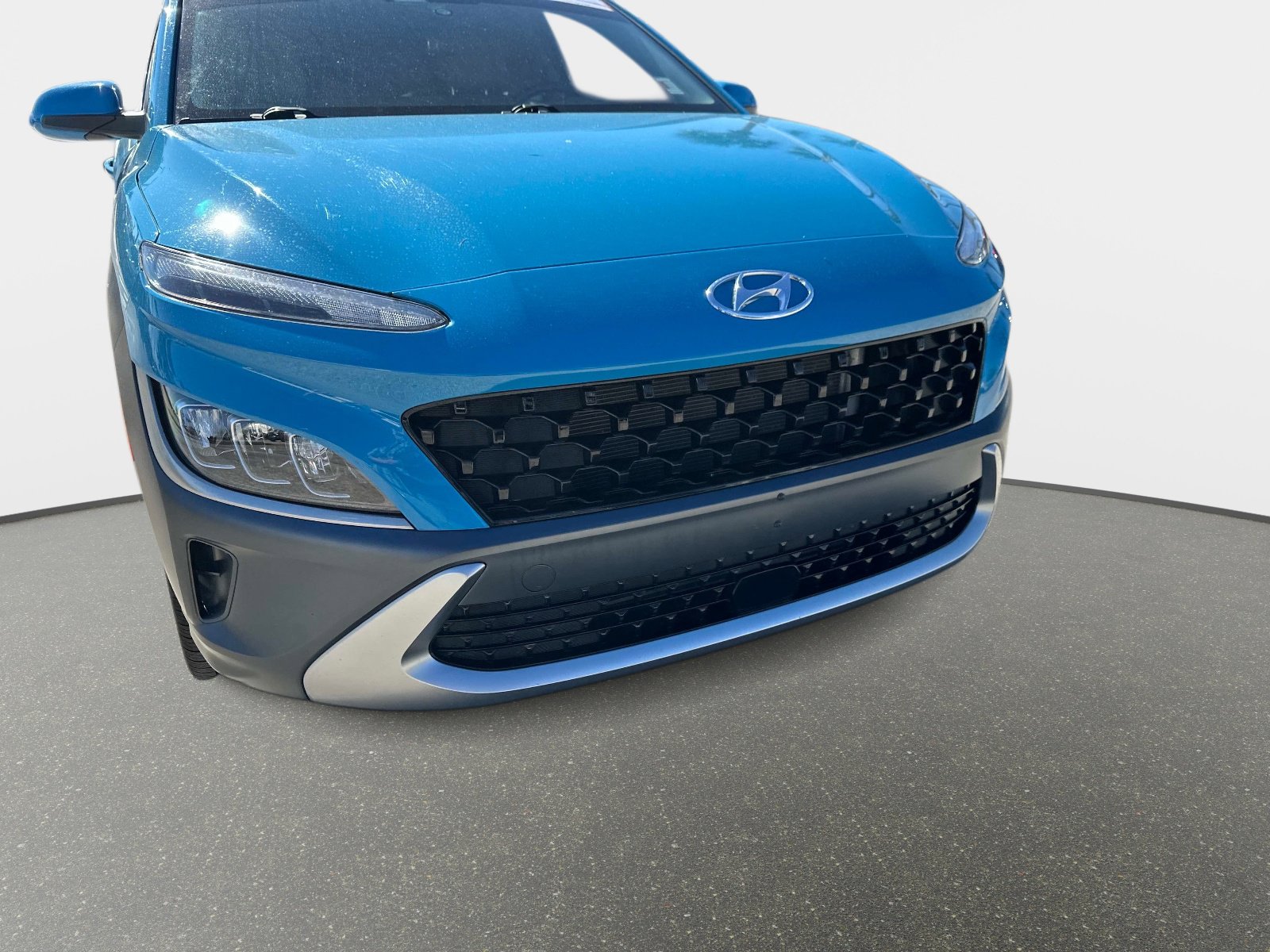 Used 2022 Hyundai Kona Limited image 8