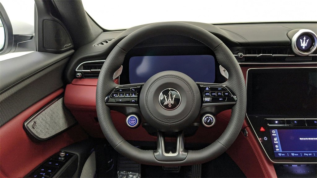 New 2024 Maserati Grecale Trofeo image 54