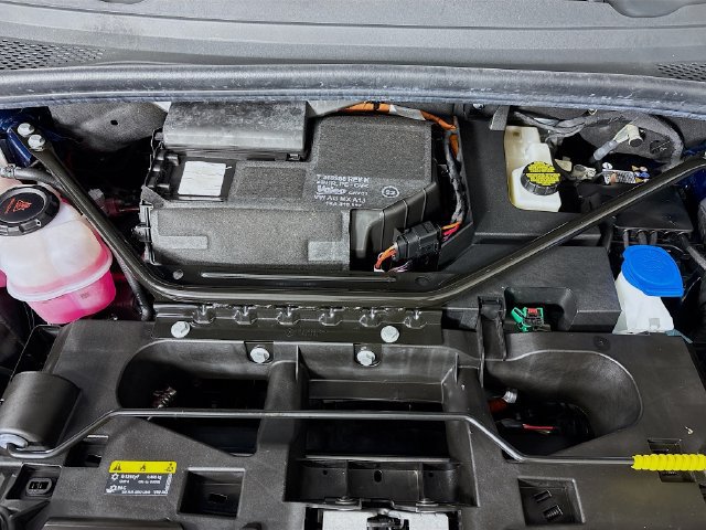 Certified 2023 Volkswagen ID.4 Pro AWD/4WD image 33
