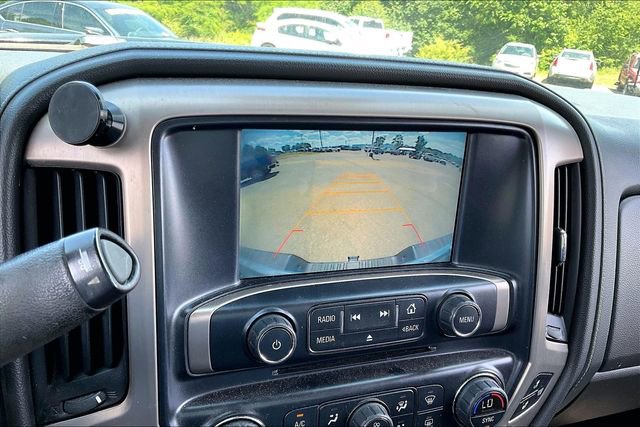 Used 2015 GMC Sierra 2500 Denali w/ Duramax Plus Package AWD/4WD image 11