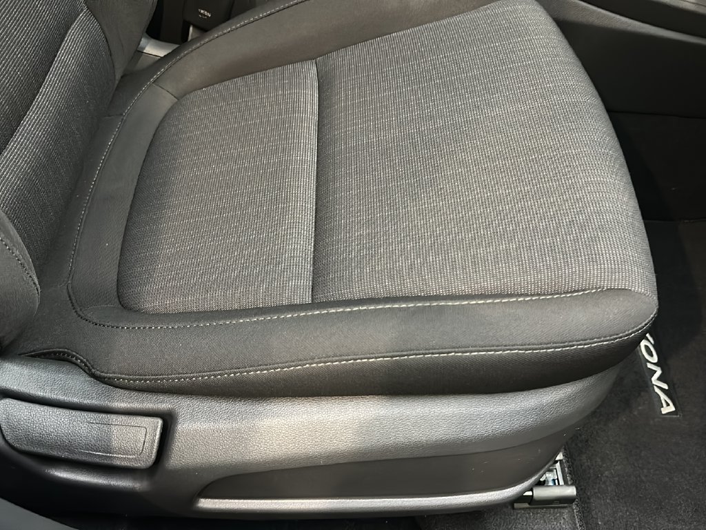Certified 2023 Hyundai Kona SEL AWD/4WD image 18
