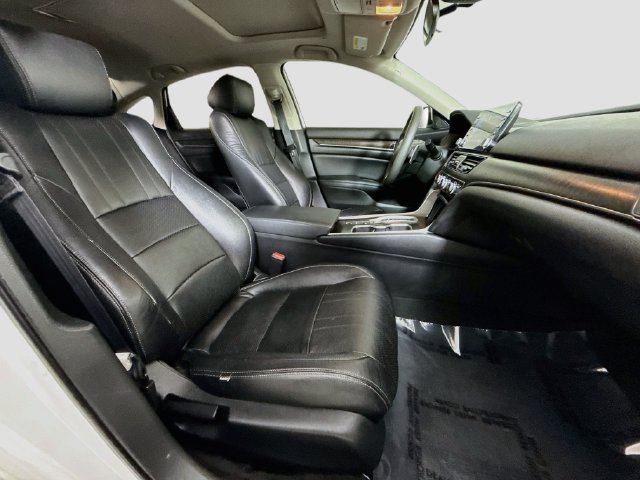 Used 2021 Honda Accord EX image 28