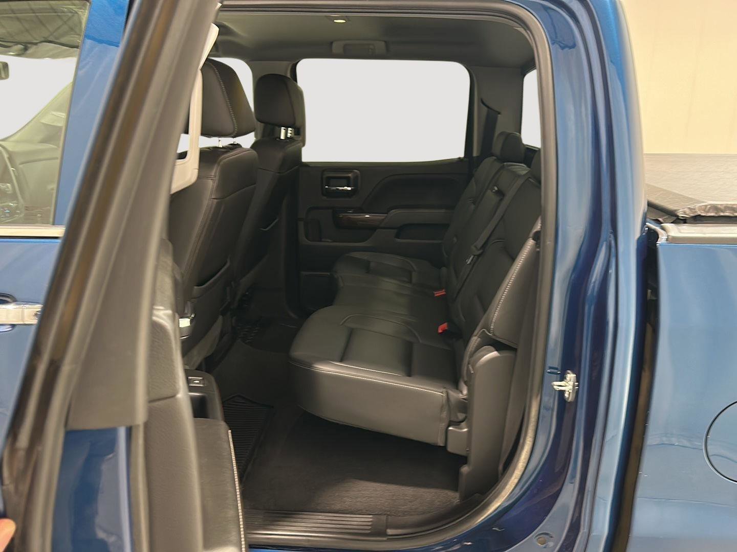 Used 2018 GMC Sierra 1500 SLT w/ SLT Premium Package image 22