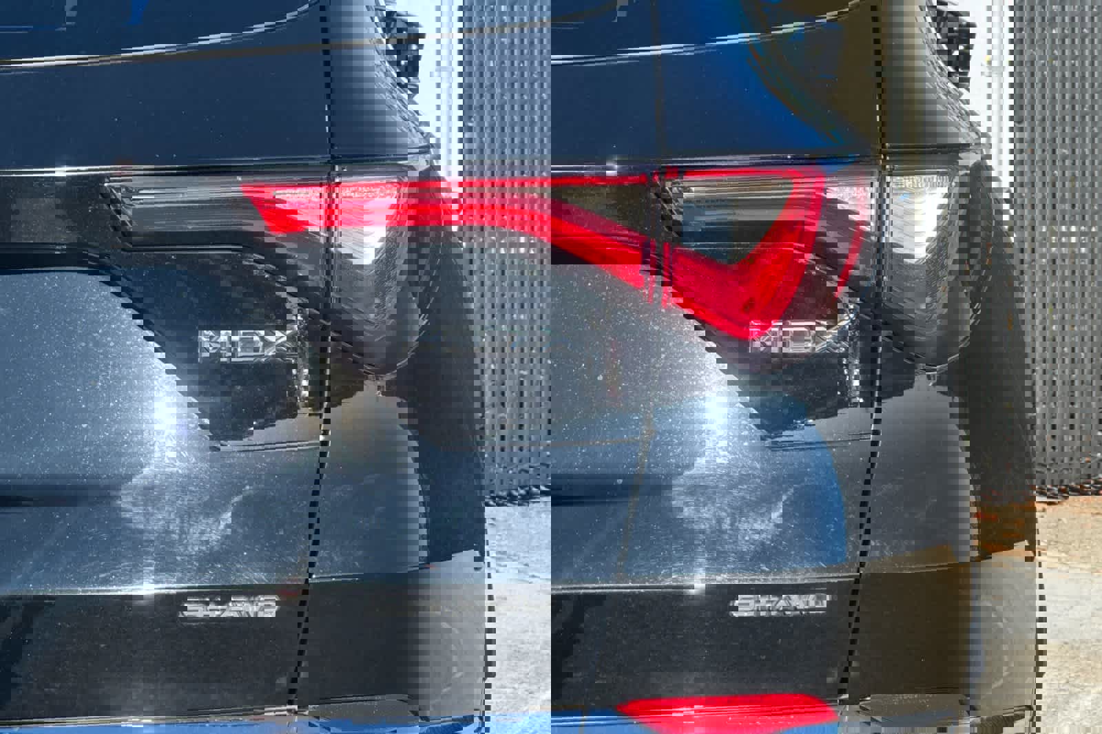 Used 2023 Acura MDX SH-AWD w/ Technology Package image 28