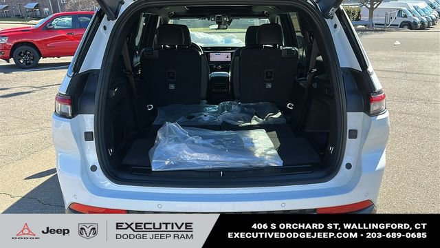 New 2026 Jeep Grand Cherokee L Limited AWD/4WD image 25