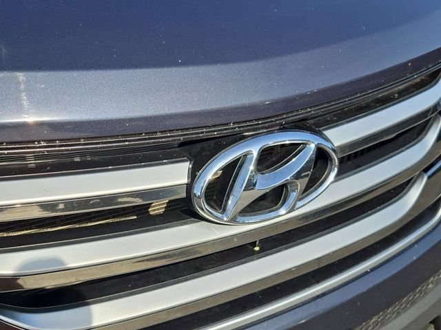 Used 2015 Hyundai Santa Fe Sport 2.0T AWD/4WD image 36
