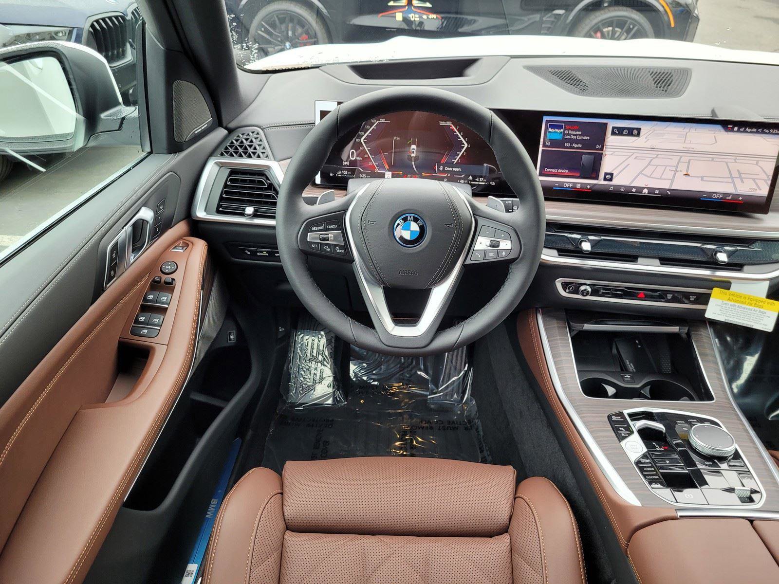 New 2026 BMW X5 xDrive50e w/ Premium Package AWD/4WD image 15