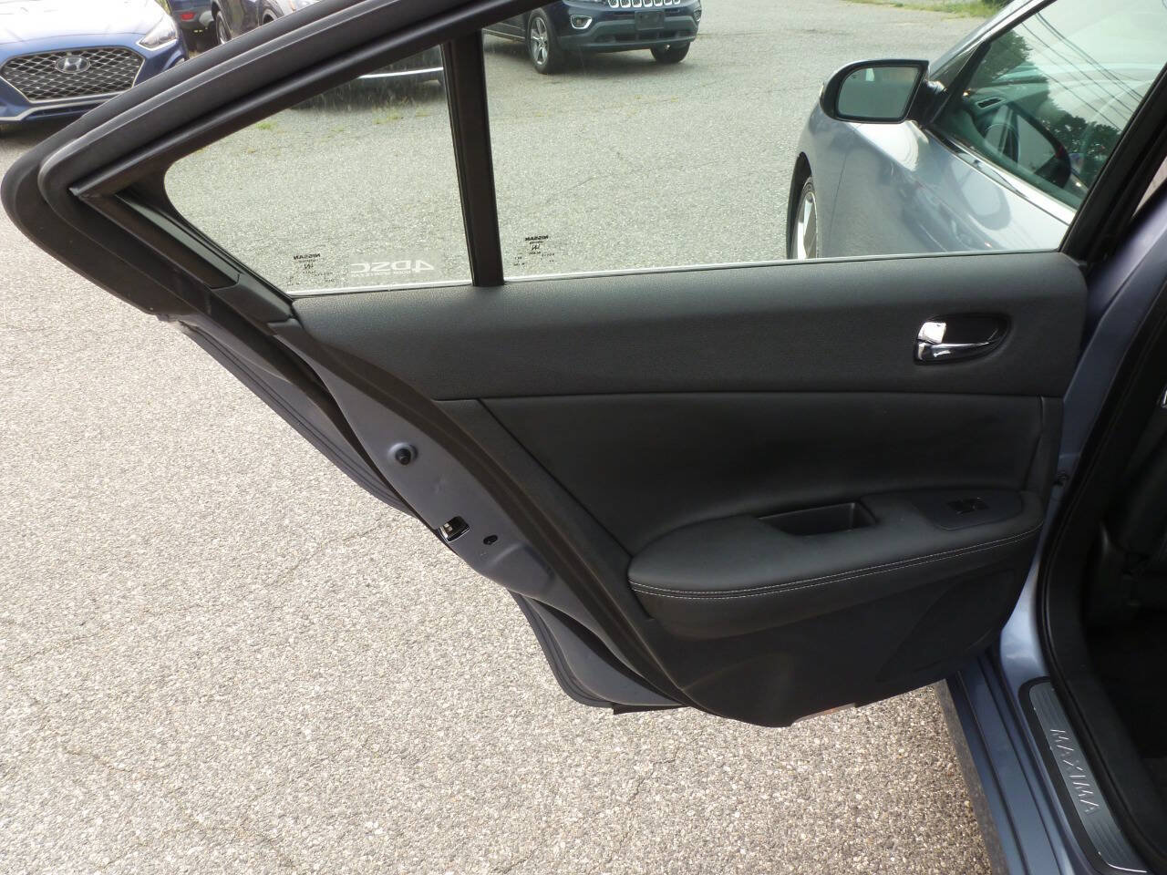 Used 2011 Nissan Maxima 3.5 SV w/ Sport Pkg FWD image 24