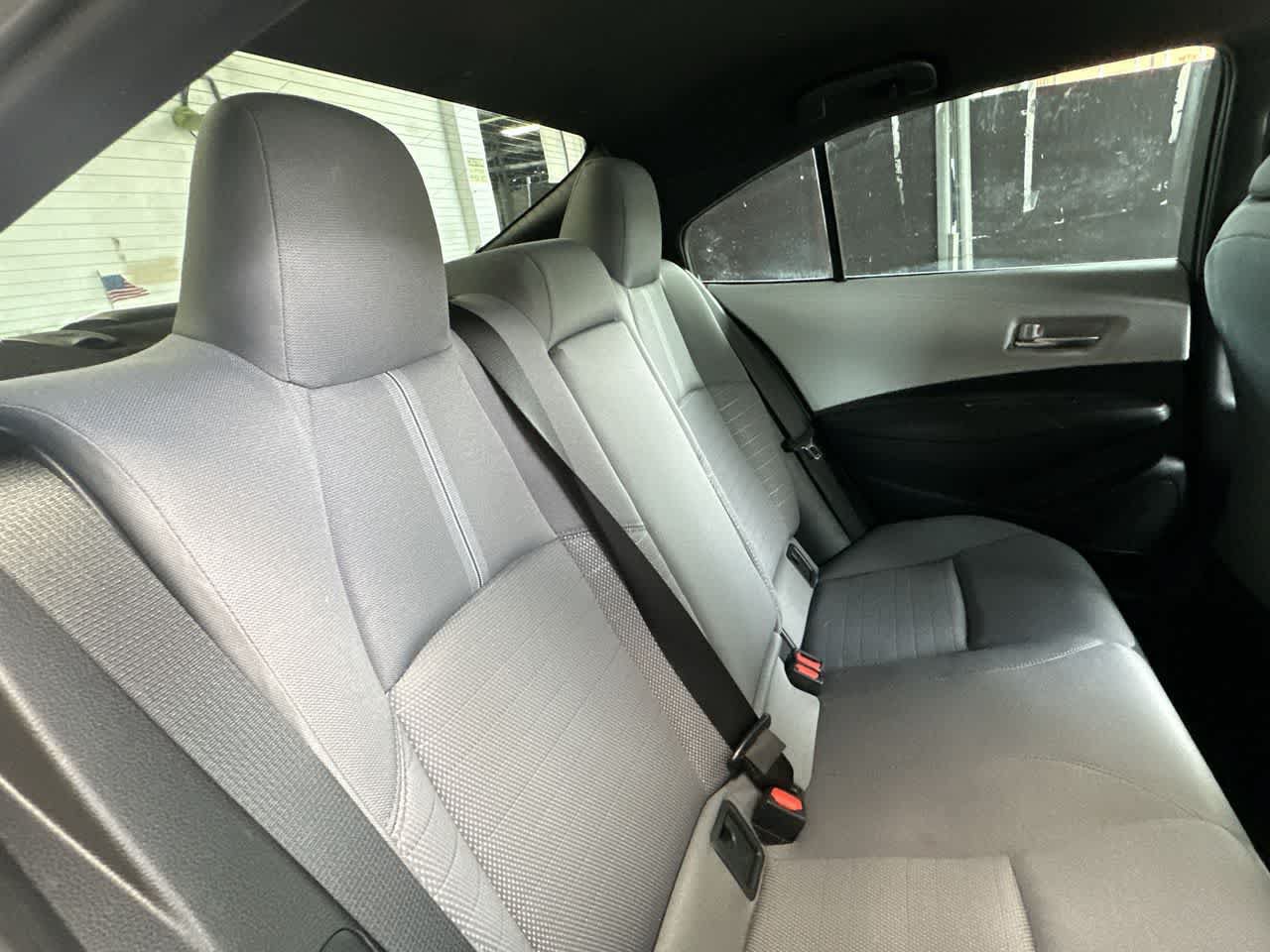 Used 2025 Toyota Corolla SE FWD image 26