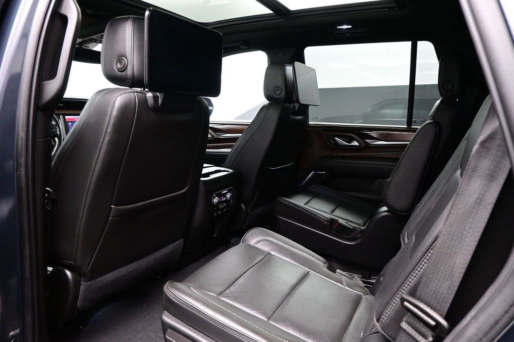 Used 2021 GMC Yukon Denali AWD/4WD image 30