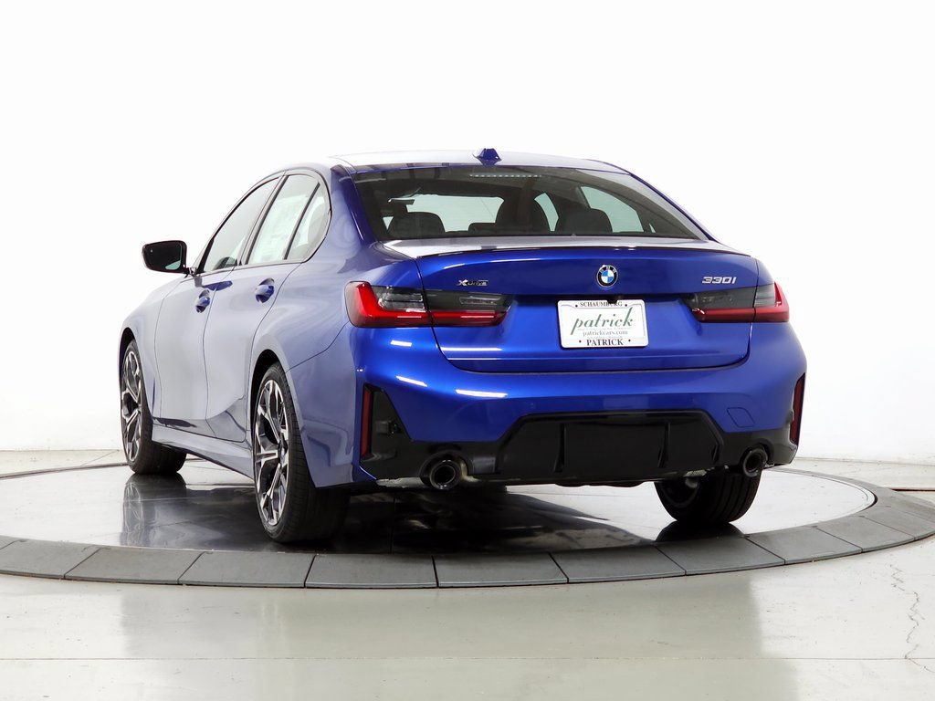 Used 2026 BMW 330i xDrive Sedan w/ M Sport Package AWD/4WD image 5