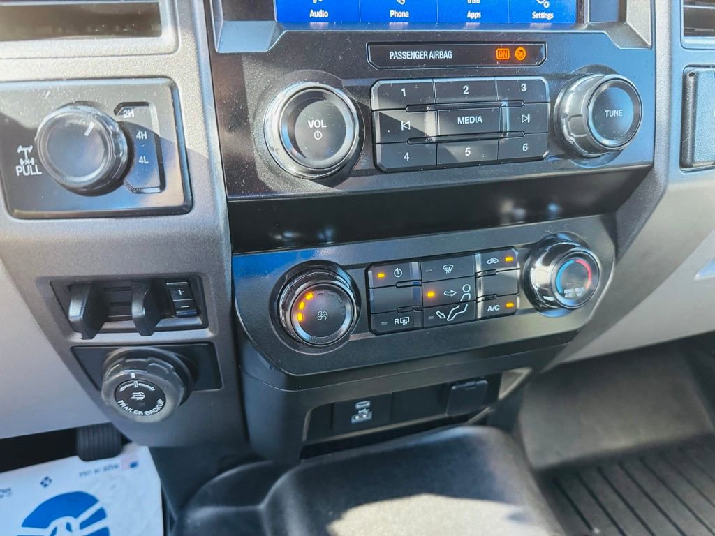 Used 2020 Ford F250 XL w/ STX Appearance Package AWD/4WD image 23