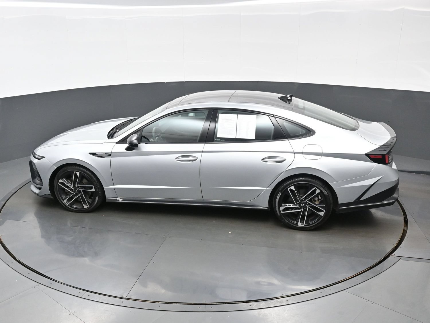 Certified 2025 Hyundai Sonata N Line FWD image 37