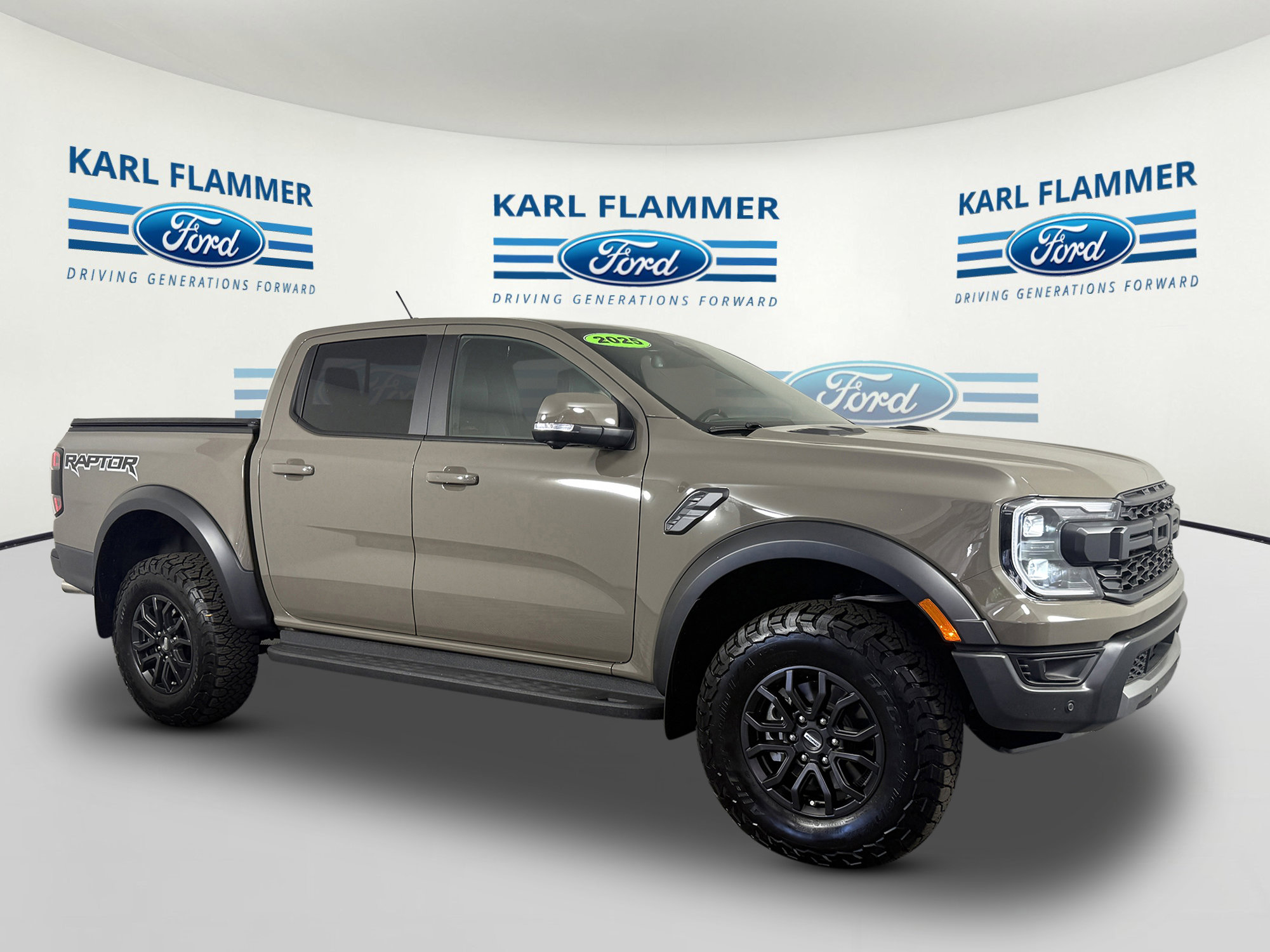 Certified 2025 Ford Ranger Raptor AWD/4WD image 1