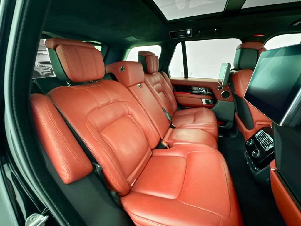 Certified 2022 Land Rover Range Rover Autobiography AWD/4WD image 29