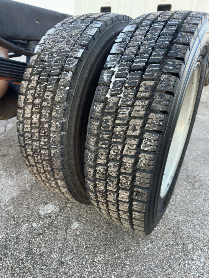 Used 2008 Ford F550 4x4 Regular Cab Super Duty image 13