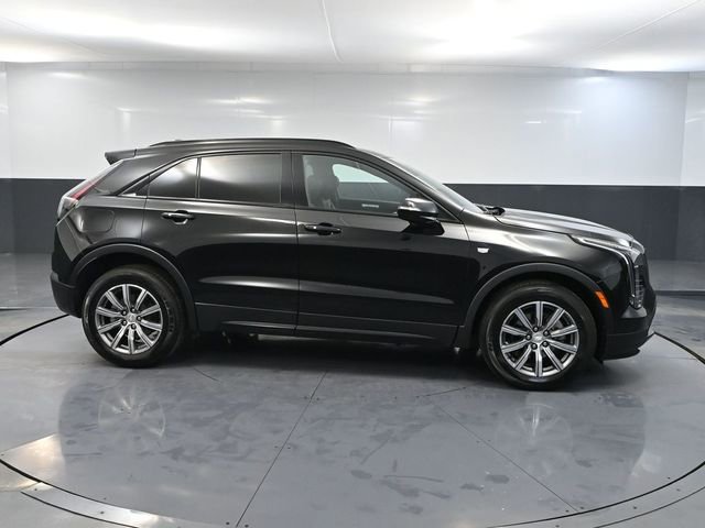 Used 2023 Cadillac XT4 Sport image 3