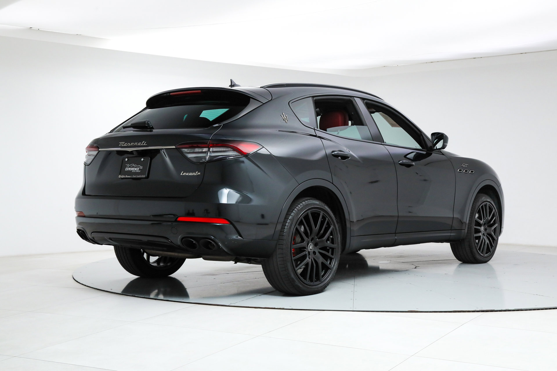 Certified 2022 Maserati Levante GT image 5